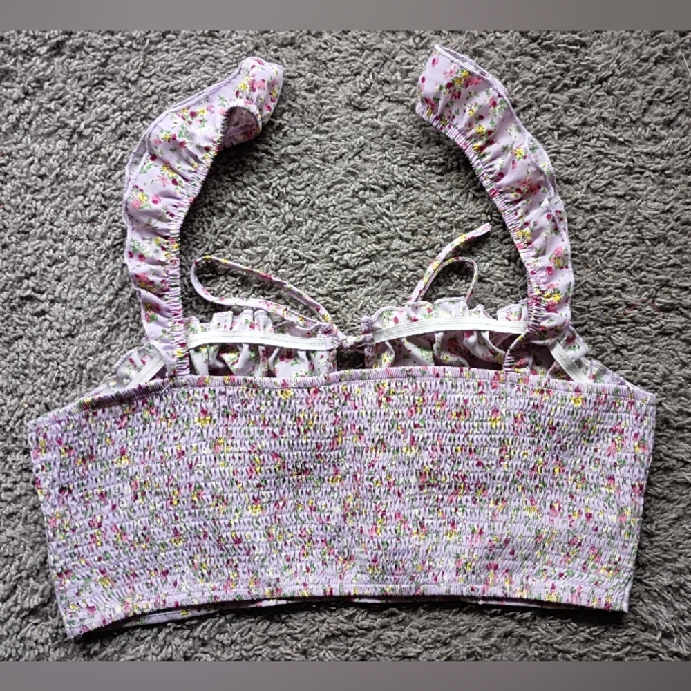 SHEIN Cropped Ruffled Top - Picture 2 of 3